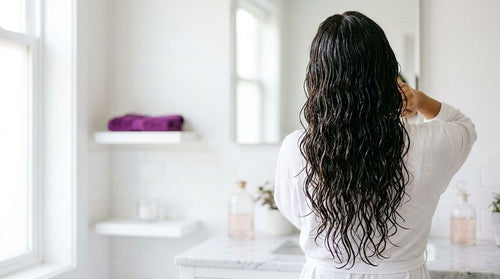 Co-wash, low poo e no poo: qual o método de lavagem ideal?